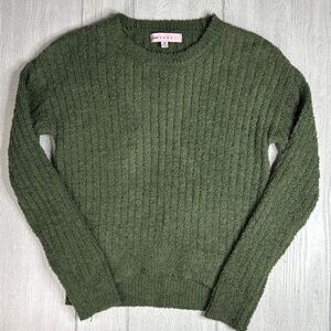 Green fuzzy sweater, medium Crave Fame cozy sweater